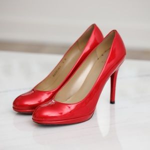 Stuart Weitzman Red paten leather pumps
